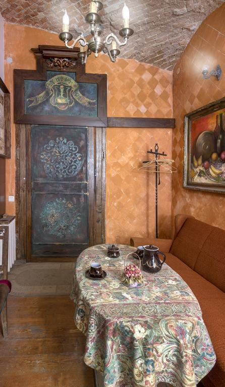 Art & House Apartament Lwów Zewnętrze zdjęcie